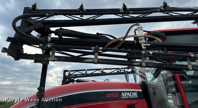 image for item NP9576 2011 Apache AS1020 sprayer