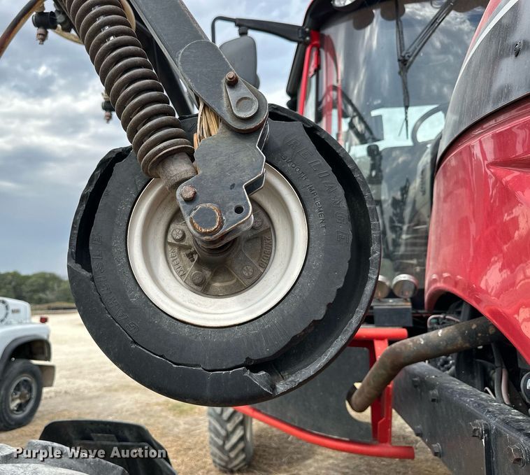 image for item NP9576 2011 Apache AS1020 sprayer