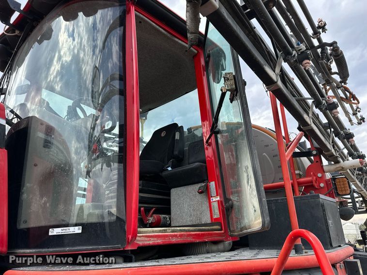 image for item NP9576 2011 Apache AS1020 sprayer