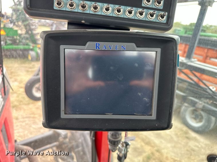 image for item NP9576 2011 Apache AS1020 sprayer