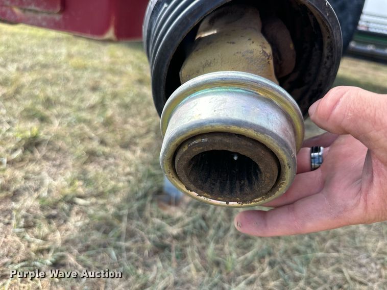 image for item NP9577 Unverferth 8250  grain cart