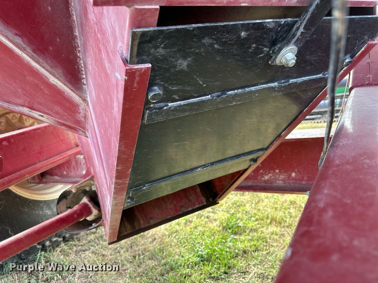 image for item NP9577 Unverferth 8250  grain cart