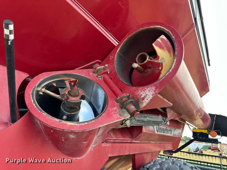 image for item NP9577 Unverferth 8250  grain cart