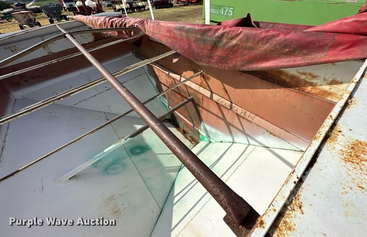 image for item NP9578 Demco RG12  gravity wagon