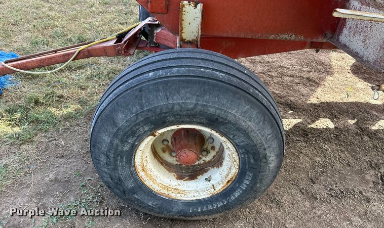 image for item NP9578 Demco RG12  gravity wagon