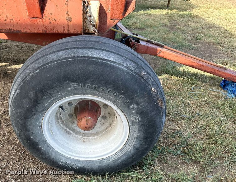 image for item NP9578 Demco RG12  gravity wagon