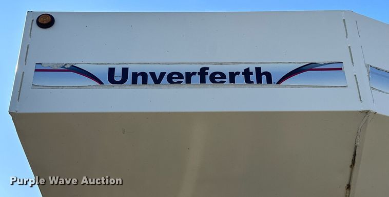 image for item NP9580 Unverferth SeedRunner 3750  seed tender