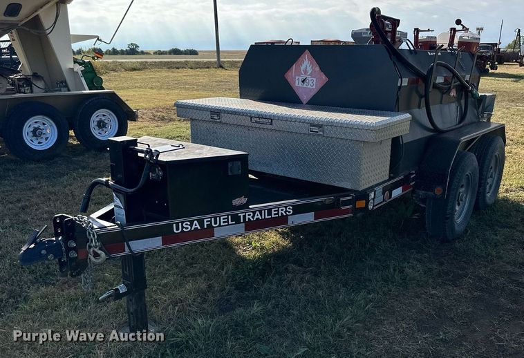 image for item NP9581 2017 East Texas USA  fuel trailer