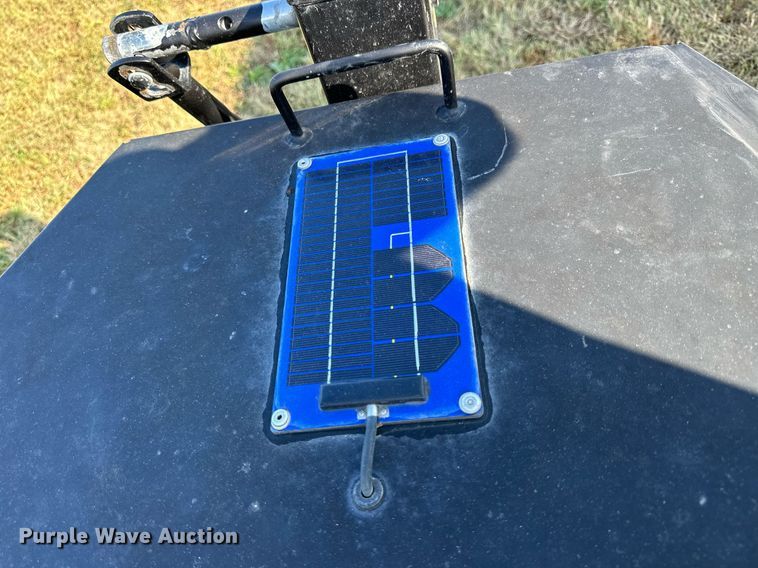 image for item NP9581 2017 East Texas USA  fuel trailer