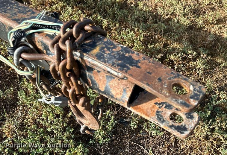 image for item NP9585 2010 MacDon FD70  flex draper head