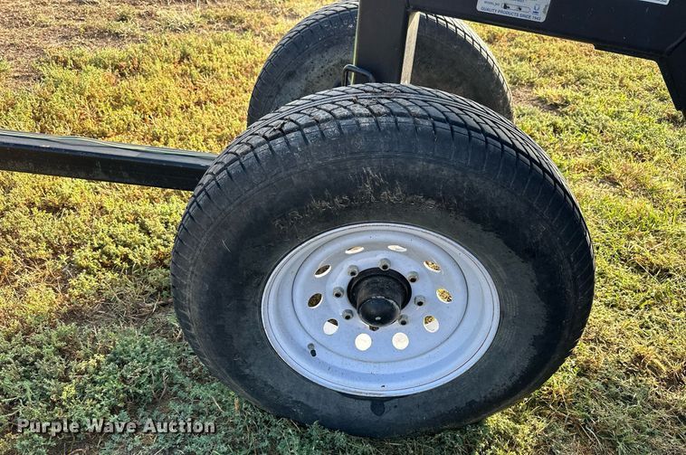 image for item NP9585 2010 MacDon FD70  flex draper head