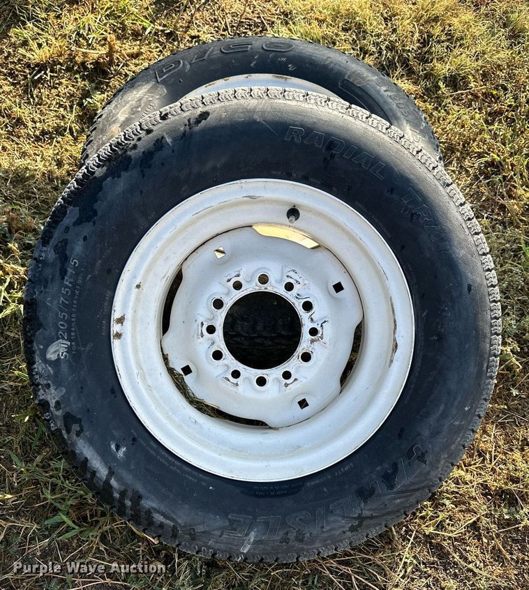 image for item NP9585 2010 MacDon FD70  flex draper head