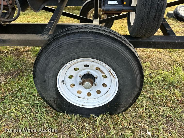 image for item NP9586 2004 MacDon 974  flex draper head