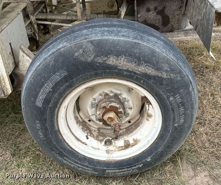 image for item NP9590 Dempster Clipper 200H  spreader