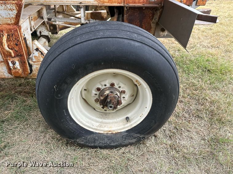 image for item NP9591 Dempster Clipper 200  spreader