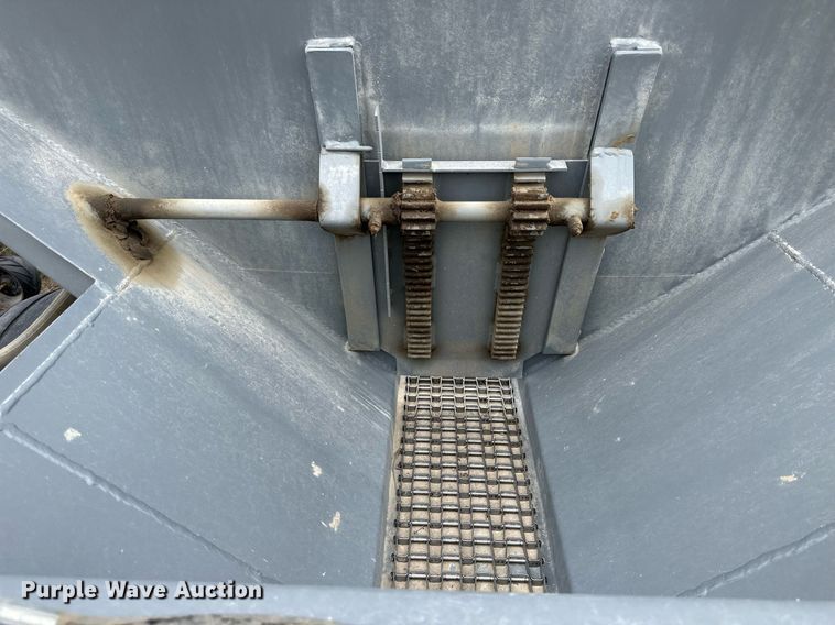 image for item NP9592 Salford BBI PTPG  spreader