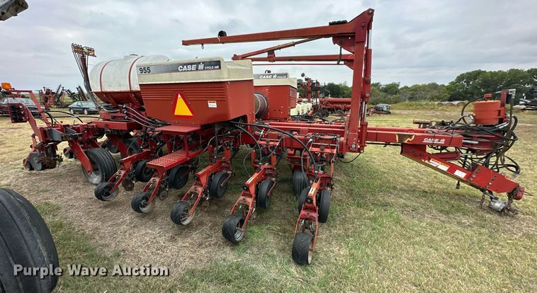 image for item NP9593 Case IH 955 Cyclo Air  planter