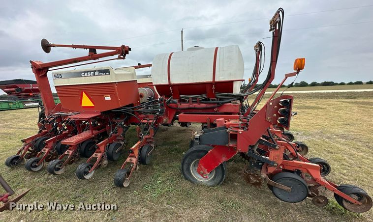 image for item NP9593 Case IH 955 Cyclo Air  planter