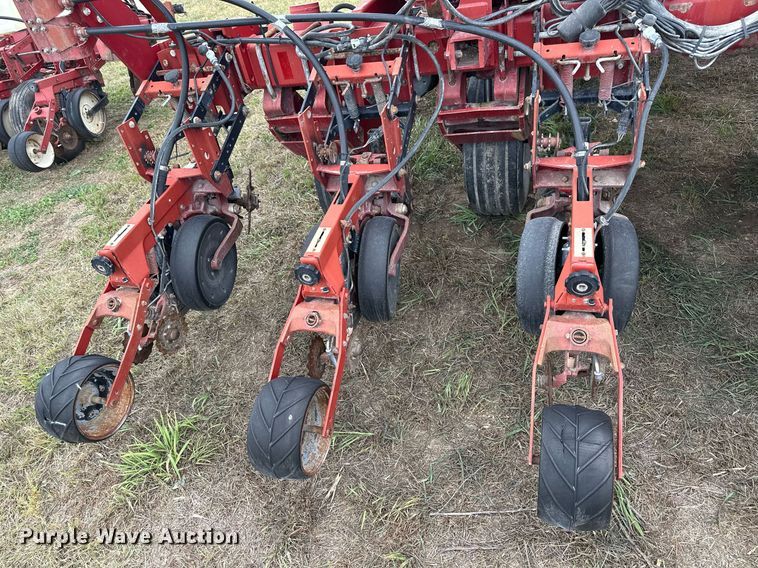 image for item NP9593 Case IH 955 Cyclo Air  planter
