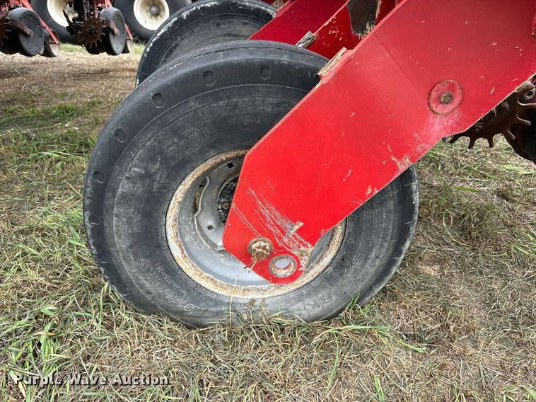 image for item NP9593 Case IH 955 Cyclo Air  planter