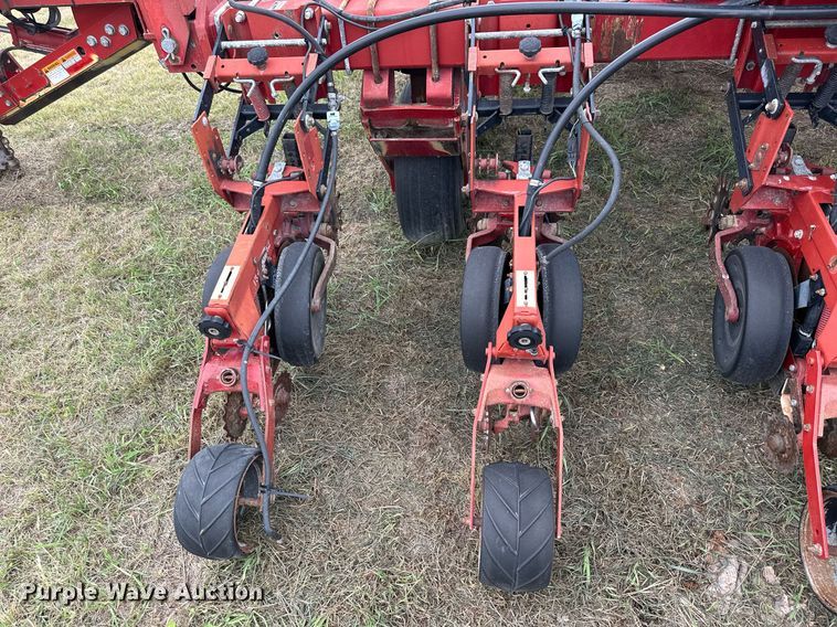 image for item NP9593 Case IH 955 Cyclo Air  planter