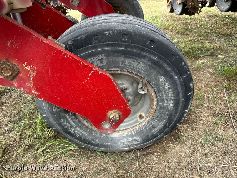 image for item NP9593 Case IH 955 Cyclo Air  planter