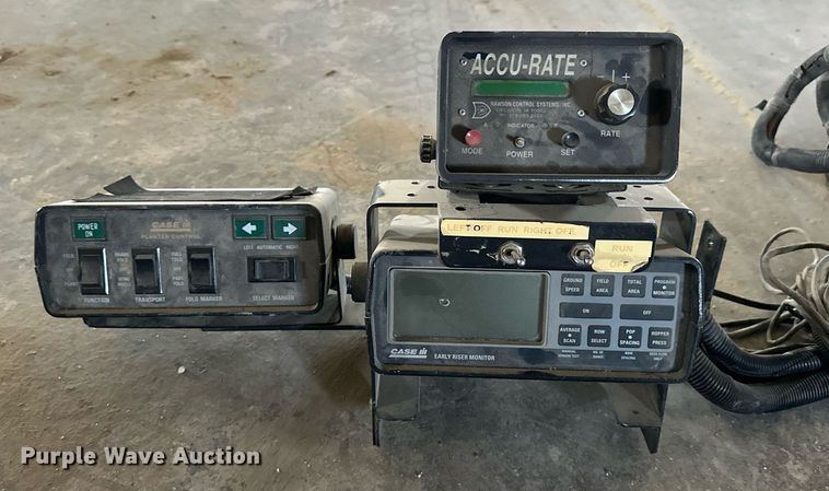 image for item NP9593 Case IH 955 Cyclo Air  planter