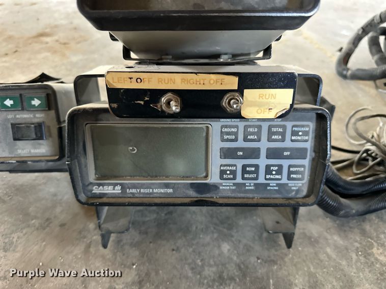 image for item NP9593 Case IH 955 Cyclo Air  planter