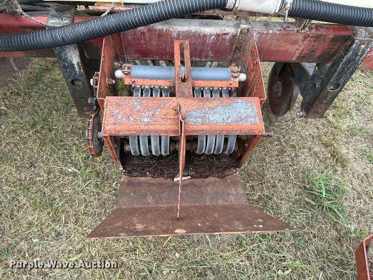 image for item NP9594 Case IH 800 Cyclo Air  planter