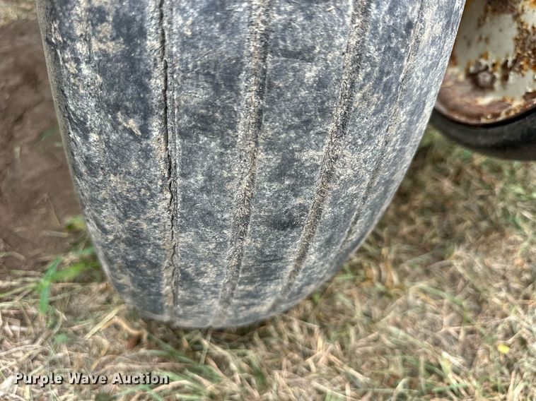 image for item NP9594 Case IH 800 Cyclo Air  planter