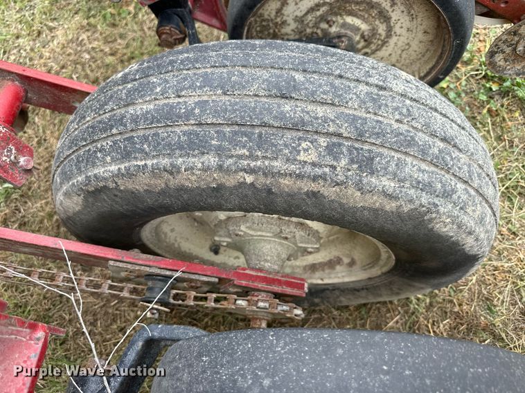 image for item NP9594 Case IH 800 Cyclo Air  planter