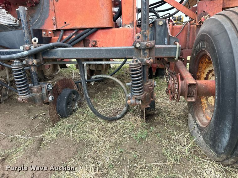 image for item NP9595 Case IH 800 Cyclo Air  planter