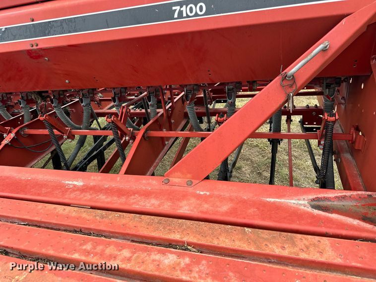 image for item NP9596 Case IH 7100  grain drill