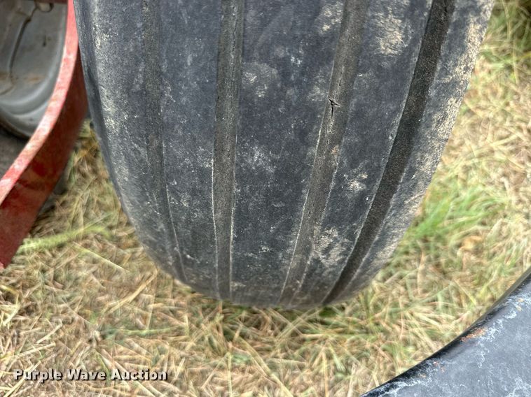 image for item NP9596 Case IH 7100  grain drill