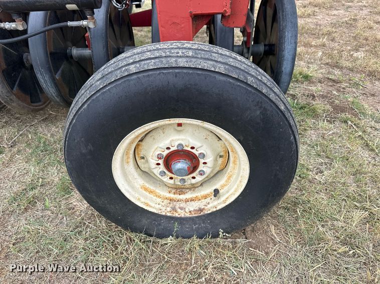 image for item NP9596 Case IH 7100  grain drill