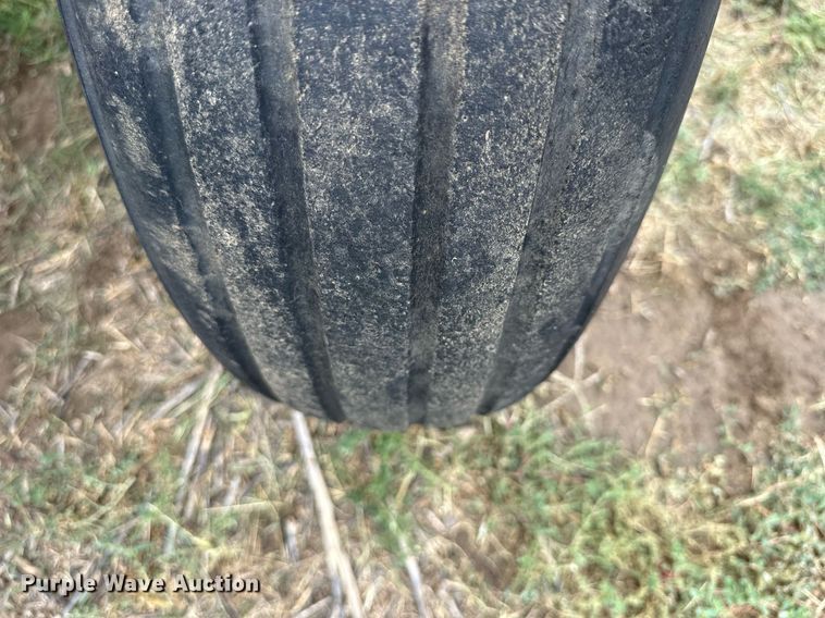 image for item NP9596 Case IH 7100  grain drill