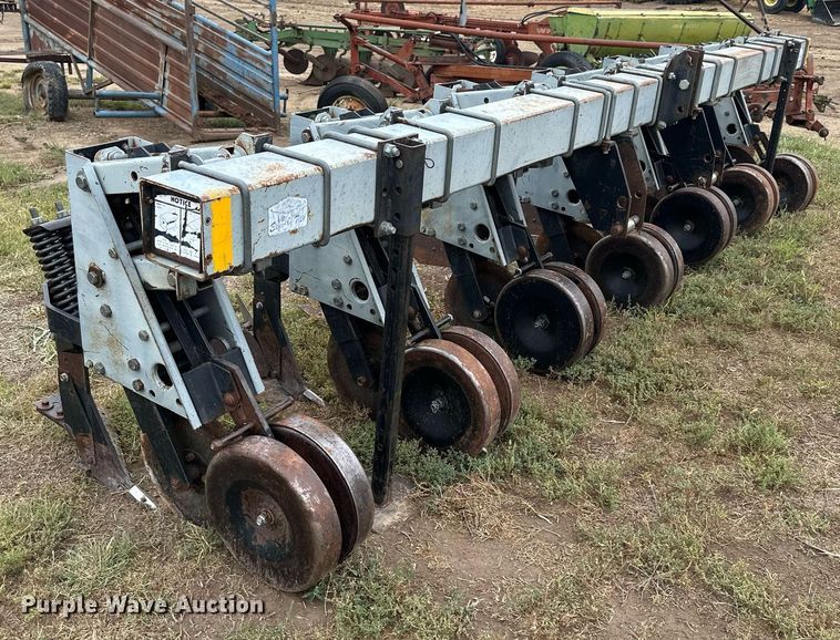 image for item NP9597 Hiniker Econ-O-Till  row crop cultivator