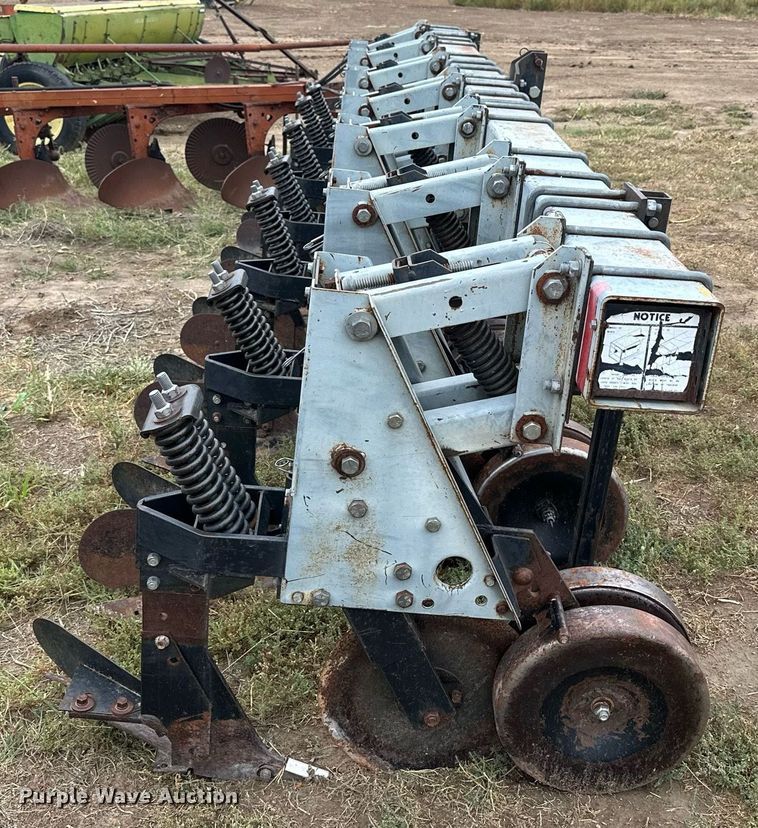 image for item NP9597 Hiniker Econ-O-Till  row crop cultivator