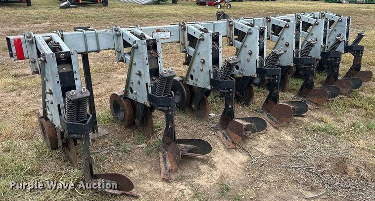 image for item NP9597 Hiniker Econ-O-Till  row crop cultivator