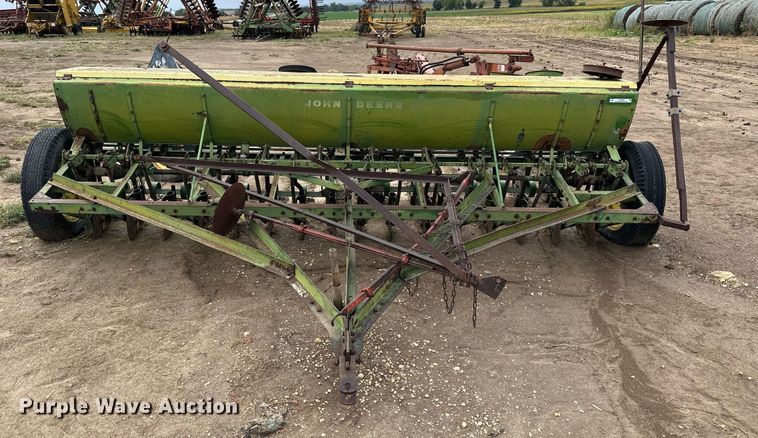 image for item NP9599 John Deere E0DRB  grain drill