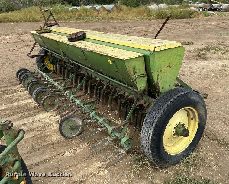 image for item NP9599 John Deere E0DRB  grain drill