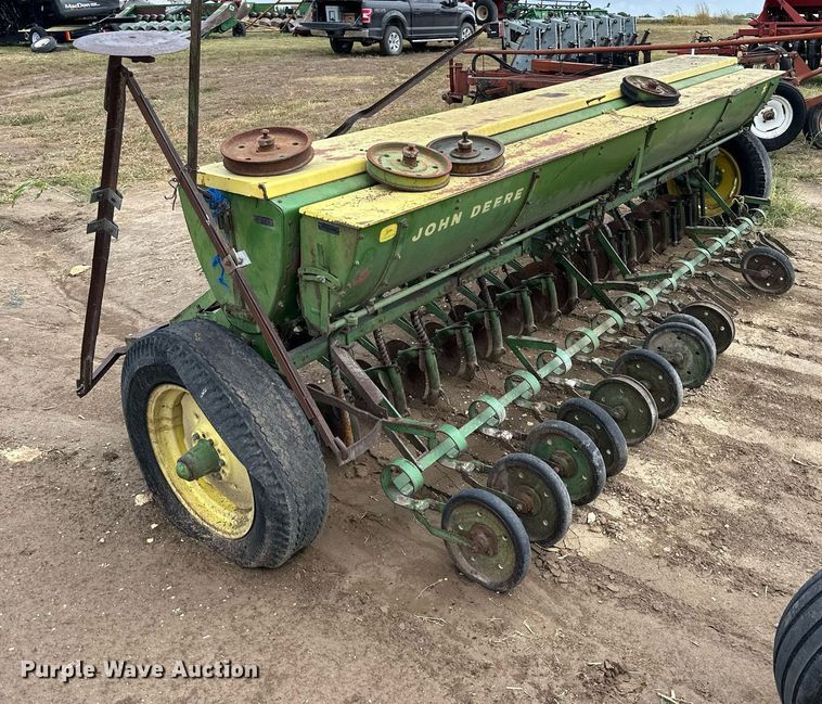 image for item NP9599 John Deere E0DRB  grain drill