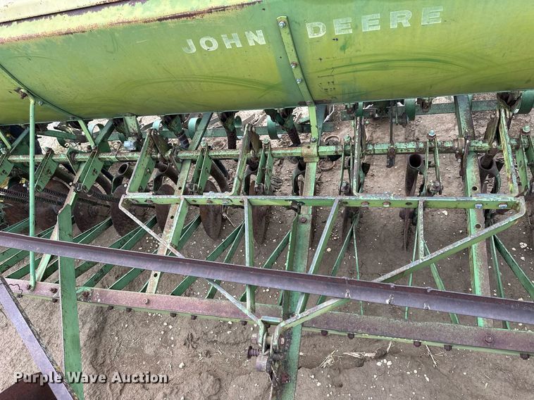 image for item NP9599 John Deere E0DRB  grain drill