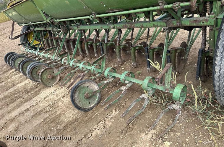 image for item NP9599 John Deere E0DRB  grain drill