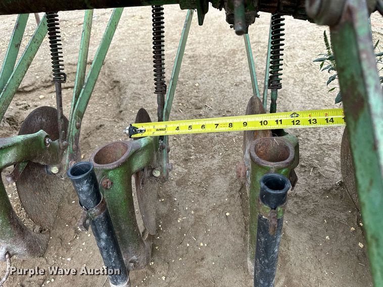 image for item NP9599 John Deere E0DRB  grain drill