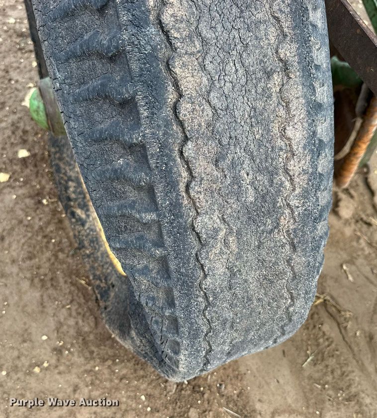 image for item NP9599 John Deere E0DRB  grain drill