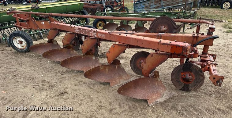 image for item NP9600 White 508  five bottom plow