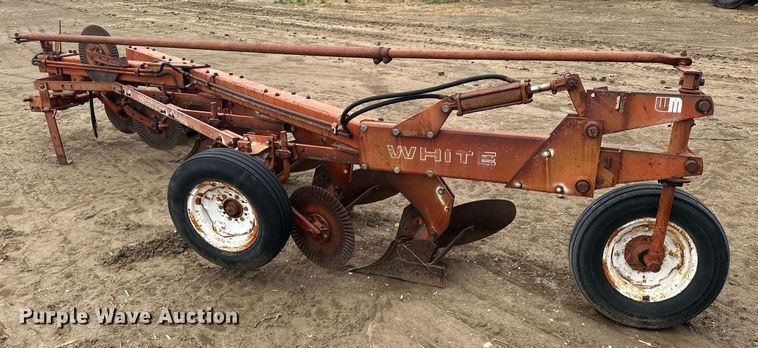 image for item NP9600 White 508  five bottom plow