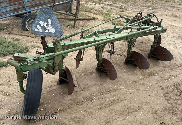 image for item NP9601 John Deere  four bottom plow