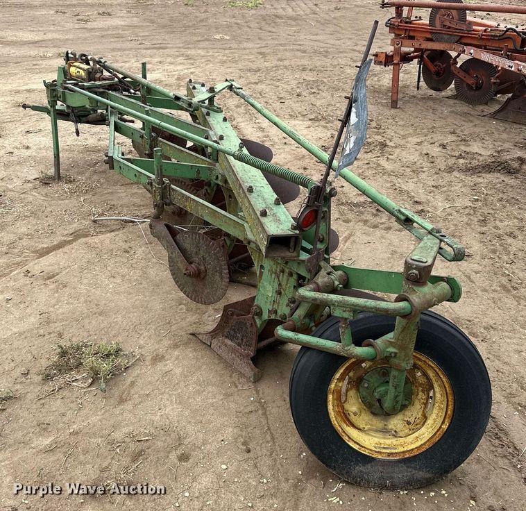 image for item NP9601 John Deere  four bottom plow
